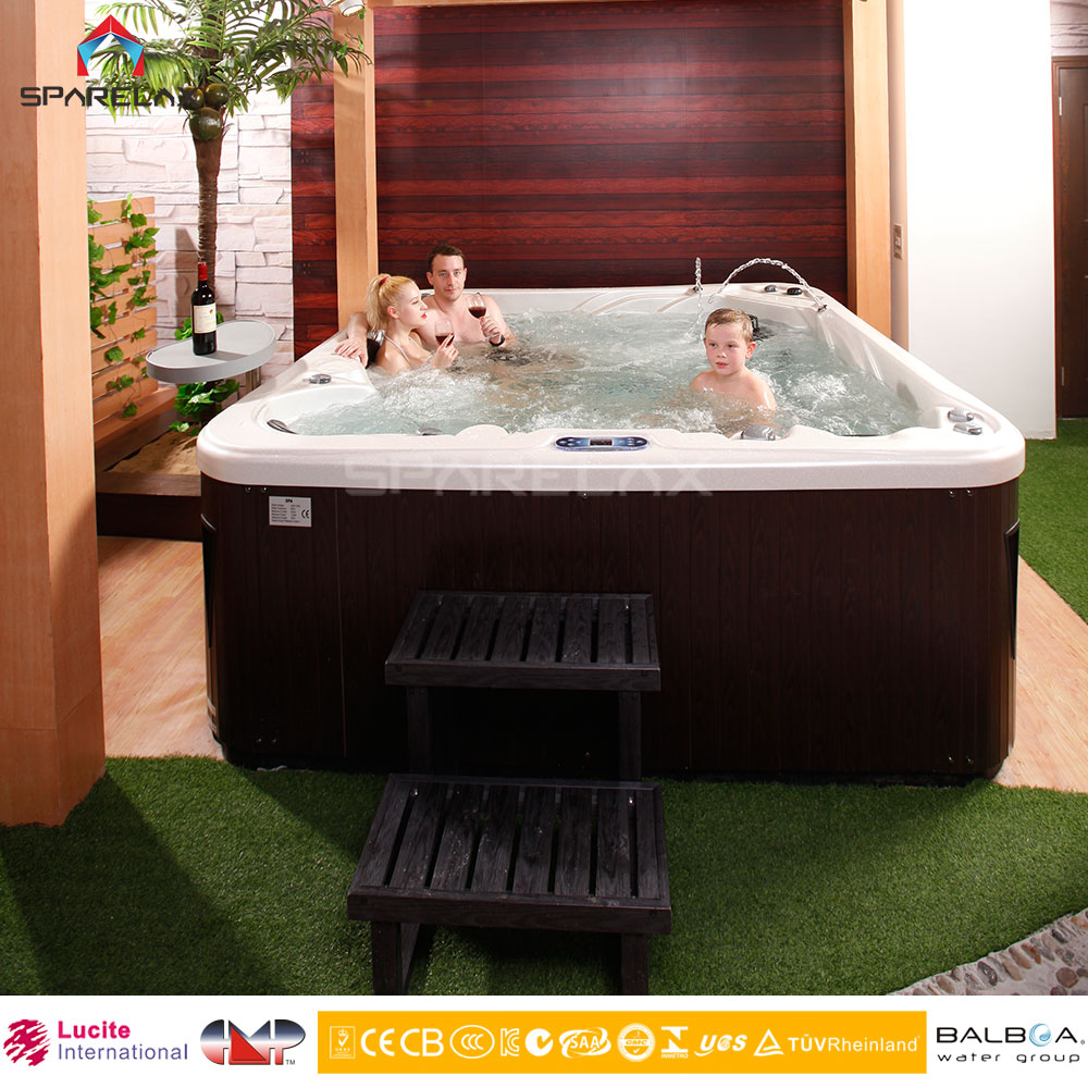 spa for 3 lounge seats.jpg